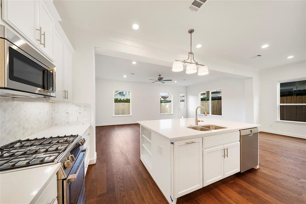 3505 2 Balzy Road, Houston, Texas 77018, 3 Bedrooms Bedrooms, 9 Rooms Rooms,2 BathroomsBathrooms,Single-family,For Sale,Balzy,54765875