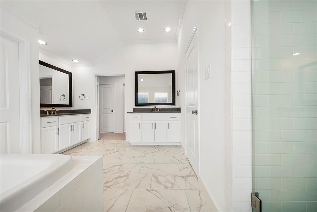 3505 2 Balzy Road, Houston, Texas 77018, 3 Bedrooms Bedrooms, 9 Rooms Rooms,2 BathroomsBathrooms,Single-family,For Sale,Balzy,54765875