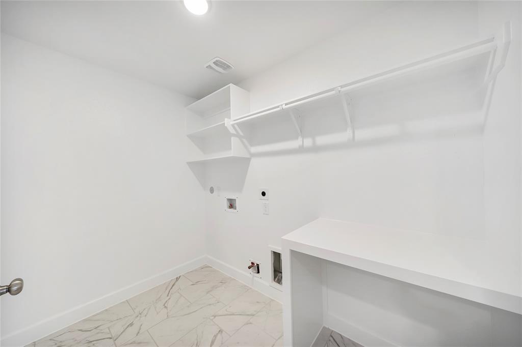 3505 2 Balzy Road, Houston, Texas 77018, 3 Bedrooms Bedrooms, 9 Rooms Rooms,2 BathroomsBathrooms,Single-family,For Sale,Balzy,54765875