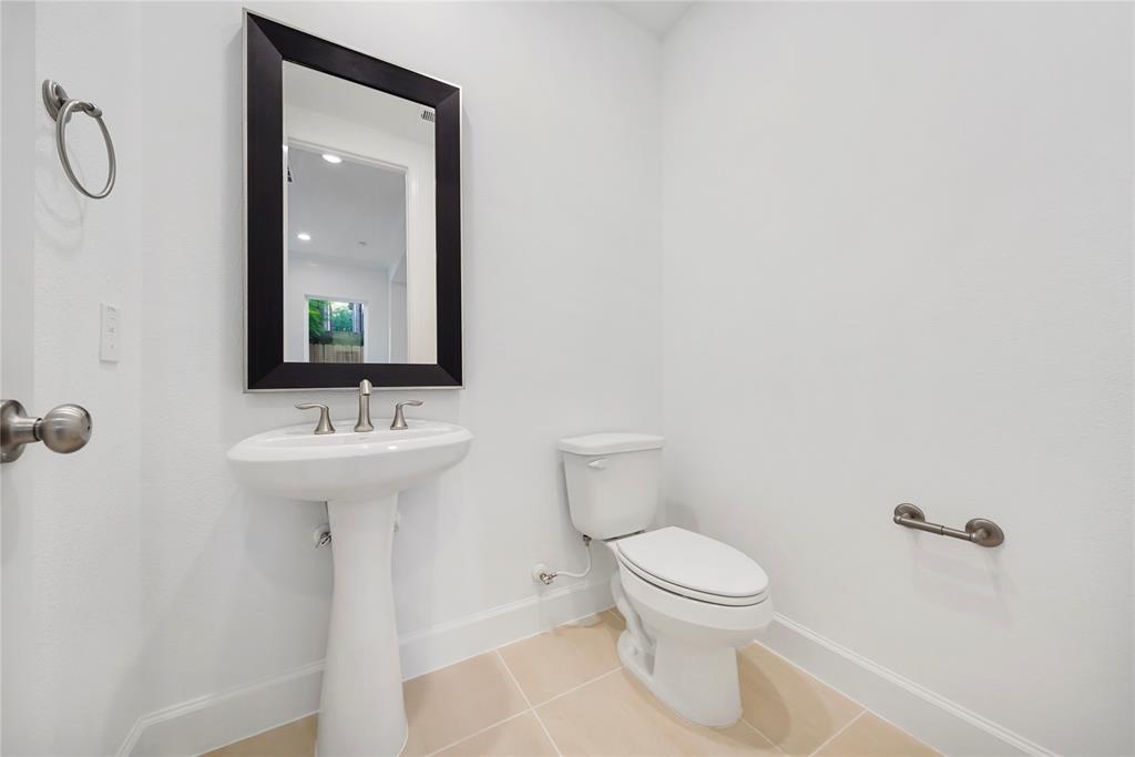 3505 2 Balzy Road, Houston, Texas 77018, 3 Bedrooms Bedrooms, 9 Rooms Rooms,2 BathroomsBathrooms,Single-family,For Sale,Balzy,54765875