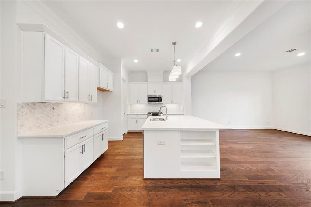 3505 2 Balzy Road, Houston, Texas 77018, 3 Bedrooms Bedrooms, 9 Rooms Rooms,2 BathroomsBathrooms,Single-family,For Sale,Balzy,54765875