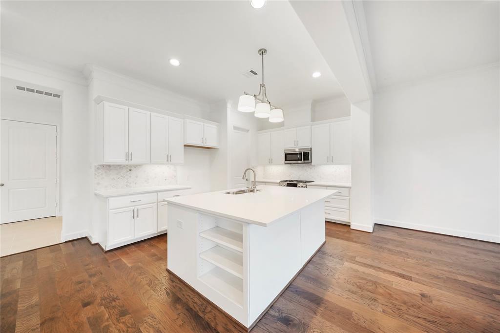 3505 2 Balzy Road, Houston, Texas 77018, 3 Bedrooms Bedrooms, 9 Rooms Rooms,2 BathroomsBathrooms,Single-family,For Sale,Balzy,54765875