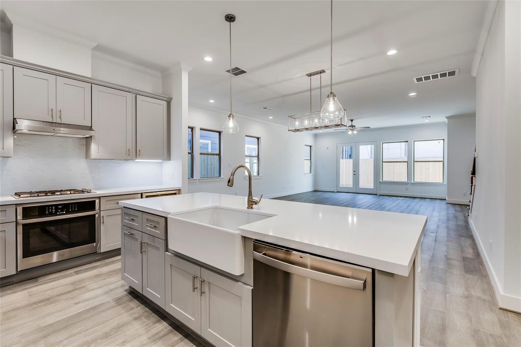 1503 2 RUTH Street, Houston, Texas 77004, 3 Bedrooms Bedrooms, 11 Rooms Rooms,2 BathroomsBathrooms,Single-family,For Sale,RUTH,76334858