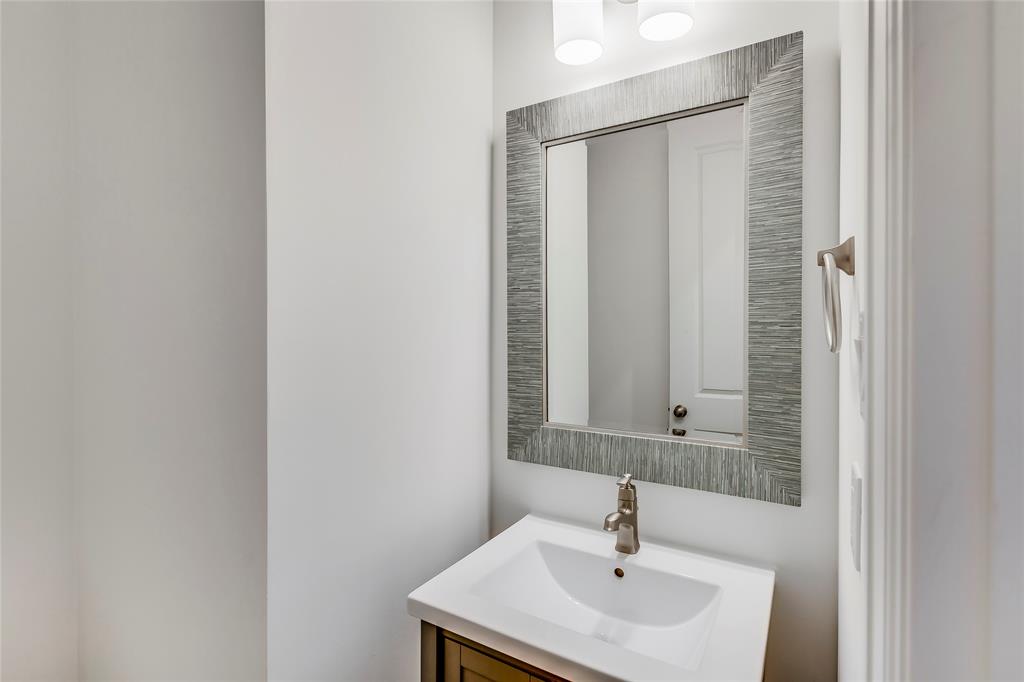 1503 2 RUTH Street, Houston, Texas 77004, 3 Bedrooms Bedrooms, 11 Rooms Rooms,2 BathroomsBathrooms,Single-family,For Sale,RUTH,76334858