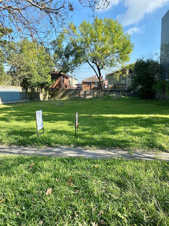 1503 2 RUTH Street, Houston, Texas 77004, 3 Bedrooms Bedrooms, 11 Rooms Rooms,2 BathroomsBathrooms,Single-family,For Sale,RUTH,76334858