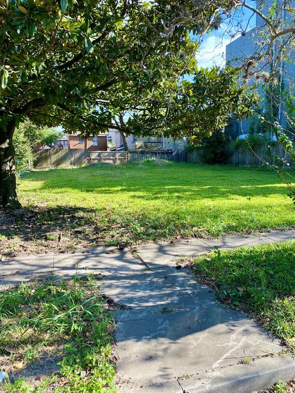 1503 2 RUTH Street, Houston, Texas 77004, 3 Bedrooms Bedrooms, 11 Rooms Rooms,2 BathroomsBathrooms,Single-family,For Sale,RUTH,76334858