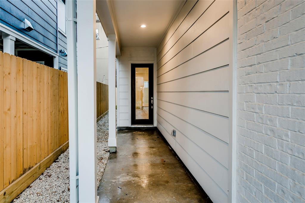 1503 2 RUTH Street, Houston, Texas 77004, 3 Bedrooms Bedrooms, 11 Rooms Rooms,2 BathroomsBathrooms,Single-family,For Sale,RUTH,76334858
