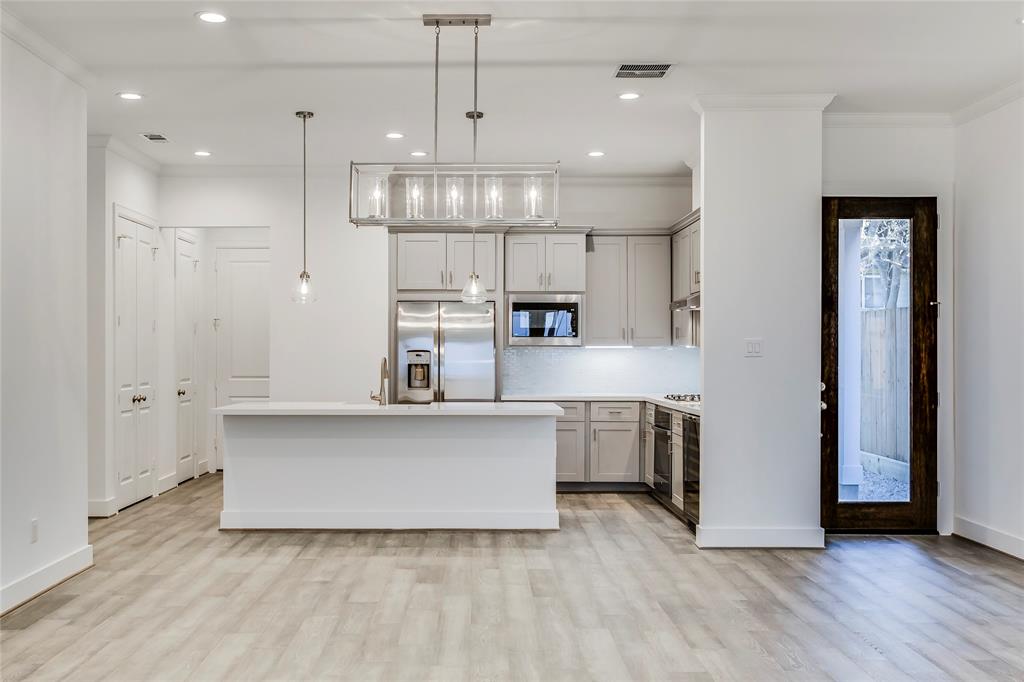 1503 2 RUTH Street, Houston, Texas 77004, 3 Bedrooms Bedrooms, 11 Rooms Rooms,2 BathroomsBathrooms,Single-family,For Sale,RUTH,76334858
