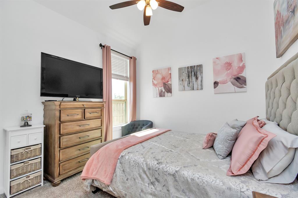 10146 1 Blythe Street, Iowa Colony, Texas 77583, 4 Bedrooms Bedrooms, 9 Rooms Rooms,3 BathroomsBathrooms,Single-family,For Sale,Blythe,89240375