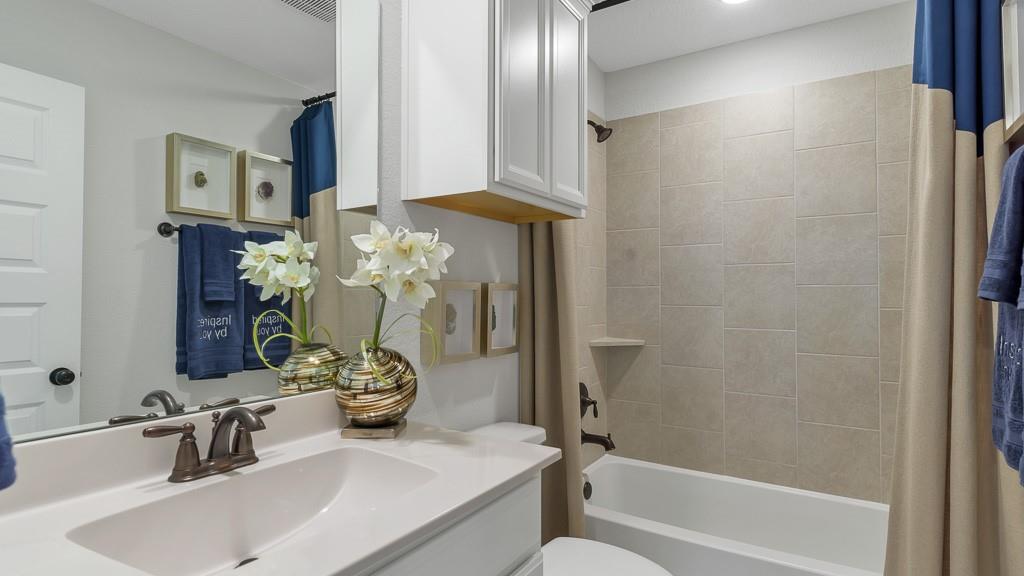 221 2 Christine Manor Drive, Montgomery, Texas 77316, 4 Bedrooms Bedrooms, 11 Rooms Rooms,3 BathroomsBathrooms,Single-family,For Sale,Christine Manor,73226807