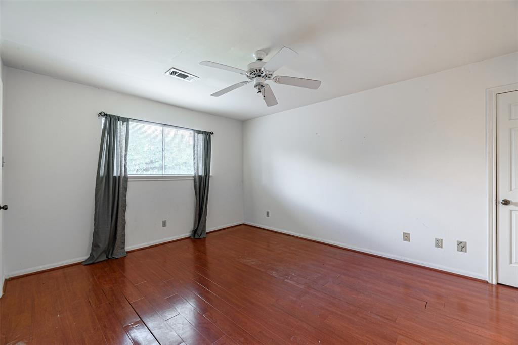 3107 2 Briar Court, Sugar Land, Texas 77478, 4 Bedrooms Bedrooms, 9 Rooms Rooms,3 BathroomsBathrooms,Single-family,For Sale,Briar,54037178