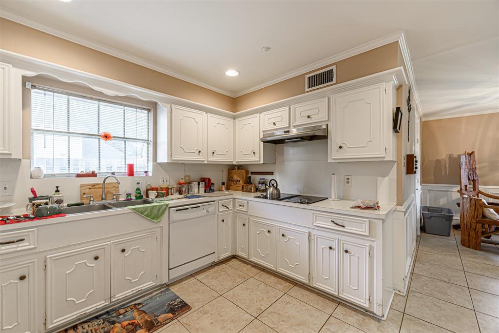 3107 2 Briar Court, Sugar Land, Texas 77478, 4 Bedrooms Bedrooms, 9 Rooms Rooms,3 BathroomsBathrooms,Single-family,For Sale,Briar,54037178