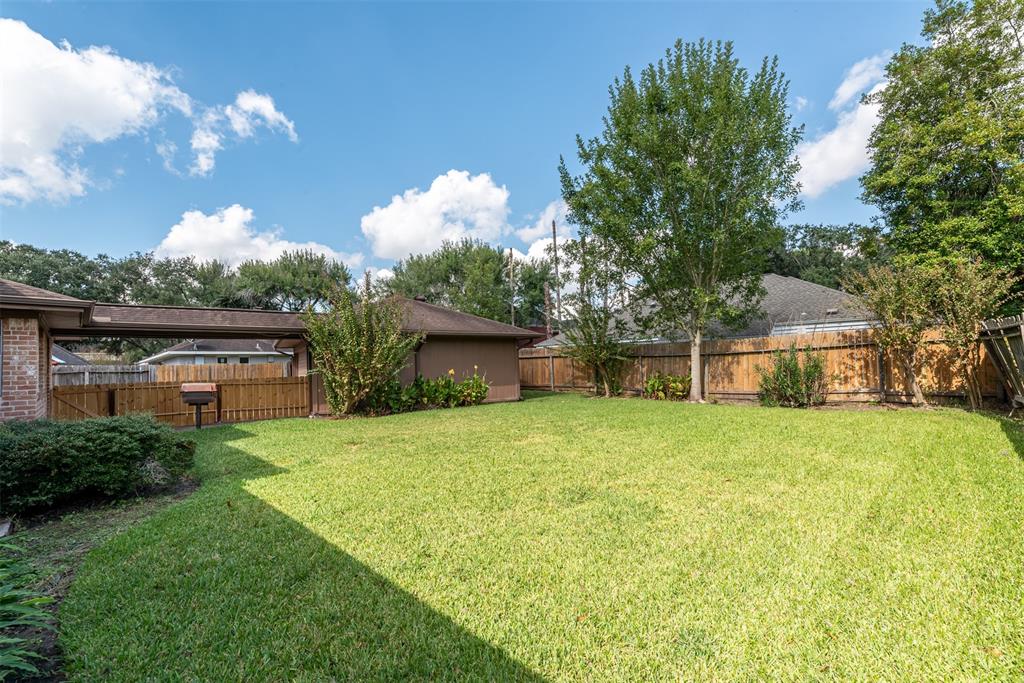3107 2 Briar Court, Sugar Land, Texas 77478, 4 Bedrooms Bedrooms, 9 Rooms Rooms,3 BathroomsBathrooms,Single-family,For Sale,Briar,54037178