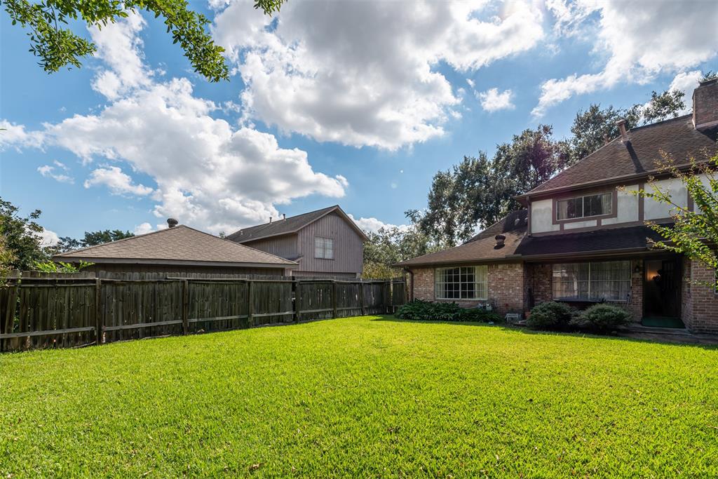 3107 2 Briar Court, Sugar Land, Texas 77478, 4 Bedrooms Bedrooms, 9 Rooms Rooms,3 BathroomsBathrooms,Single-family,For Sale,Briar,54037178