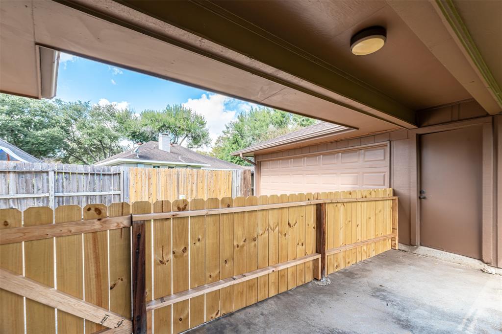 3107 2 Briar Court, Sugar Land, Texas 77478, 4 Bedrooms Bedrooms, 9 Rooms Rooms,3 BathroomsBathrooms,Single-family,For Sale,Briar,54037178
