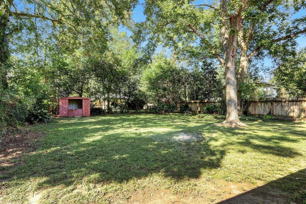 2310 1 Lamonte Lane, Houston, Texas 77018, 3 Bedrooms Bedrooms, 9 Rooms Rooms,1 BathroomBathrooms,Single-family,For Sale,Lamonte,36365933