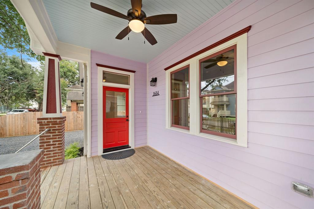 1614 1 Weber Street, Houston, Texas 77007, 4 Bedrooms Bedrooms, 10 Rooms Rooms,2 BathroomsBathrooms,Single-family,For Sale,Weber,80515203