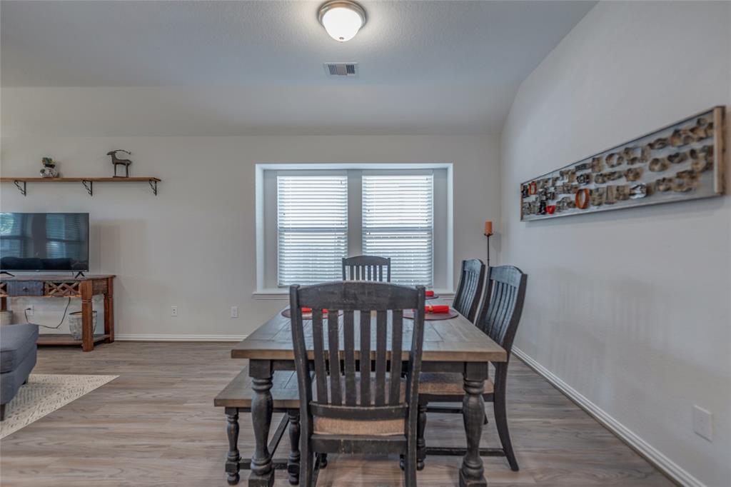 147 1 Scarlet Maple Court, Conroe, Texas 77318, 3 Bedrooms Bedrooms, 3 Rooms Rooms,2 BathroomsBathrooms,Single-family,For Sale,Scarlet Maple,77141399
