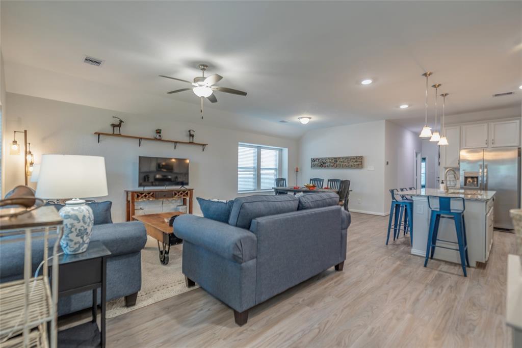 147 1 Scarlet Maple Court, Conroe, Texas 77318, 3 Bedrooms Bedrooms, 3 Rooms Rooms,2 BathroomsBathrooms,Single-family,For Sale,Scarlet Maple,77141399