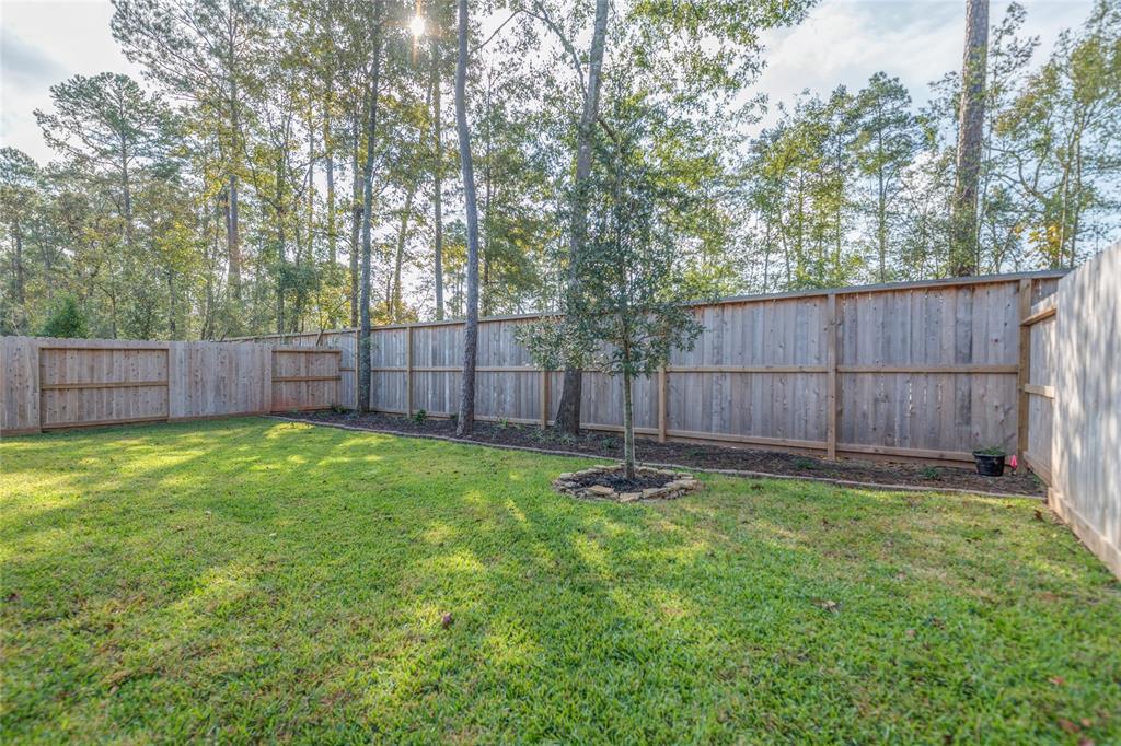 147 1 Scarlet Maple Court, Conroe, Texas 77318, 3 Bedrooms Bedrooms, 3 Rooms Rooms,2 BathroomsBathrooms,Single-family,For Sale,Scarlet Maple,77141399