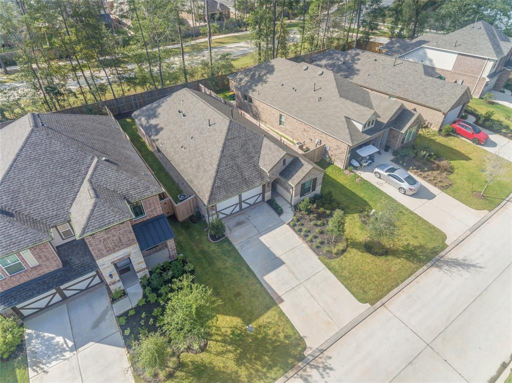 147 1 Scarlet Maple Court, Conroe, Texas 77318, 3 Bedrooms Bedrooms, 3 Rooms Rooms,2 BathroomsBathrooms,Single-family,For Sale,Scarlet Maple,77141399