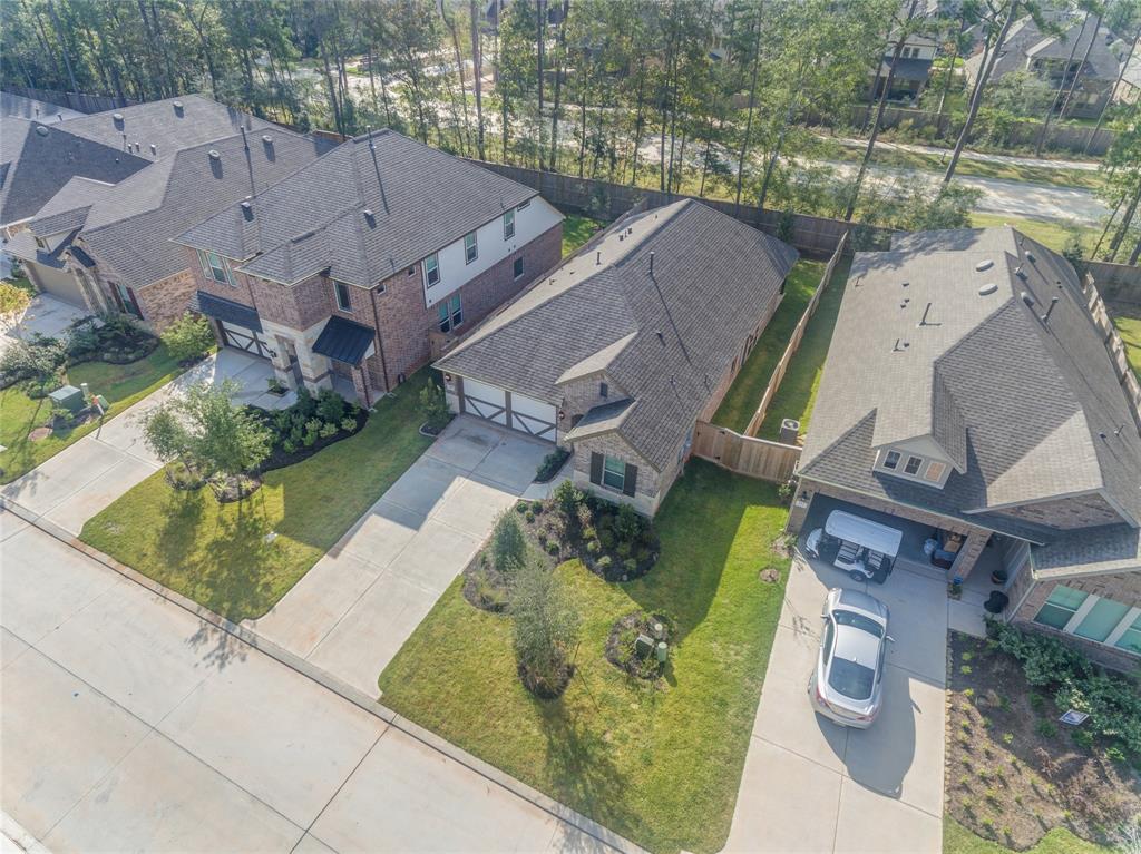 147 1 Scarlet Maple Court, Conroe, Texas 77318, 3 Bedrooms Bedrooms, 3 Rooms Rooms,2 BathroomsBathrooms,Single-family,For Sale,Scarlet Maple,77141399