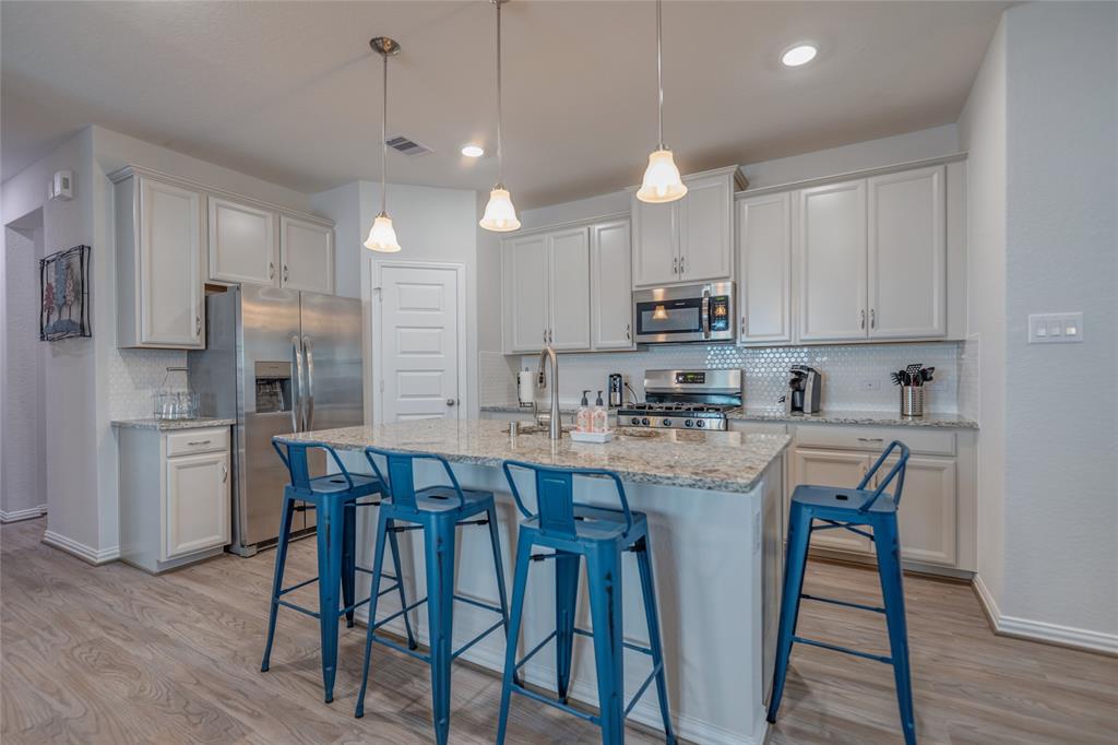147 1 Scarlet Maple Court, Conroe, Texas 77318, 3 Bedrooms Bedrooms, 3 Rooms Rooms,2 BathroomsBathrooms,Single-family,For Sale,Scarlet Maple,77141399