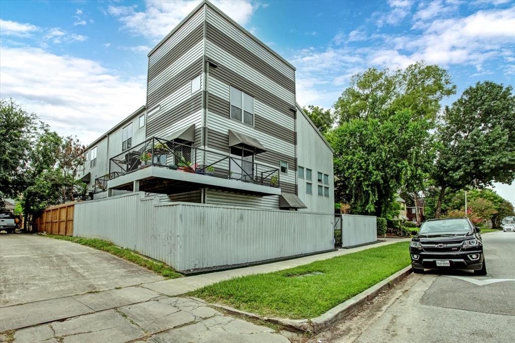 2512 2 Calumet Street, Houston, Texas 77004, 3 Bedrooms Bedrooms, ,2 BathroomsBathrooms,Multi-family,For Sale,Calumet,56899138