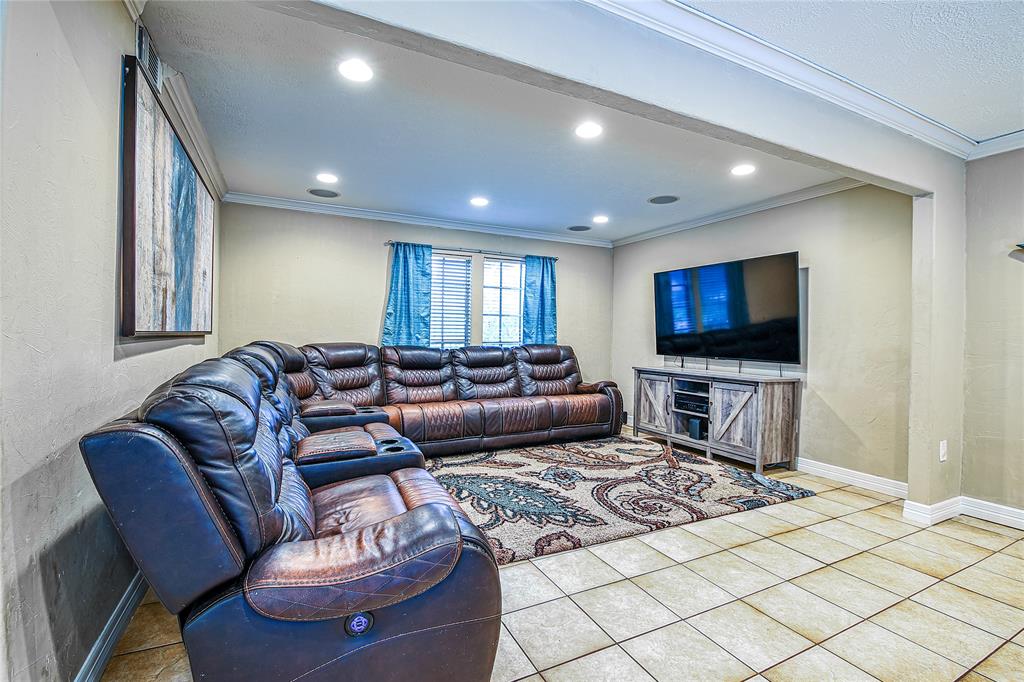 531 2 Gleneagles Drive, Friendswood, Texas 77546, 5 Bedrooms Bedrooms, 10 Rooms Rooms,2 BathroomsBathrooms,Single-family,For Sale,Gleneagles,81213650