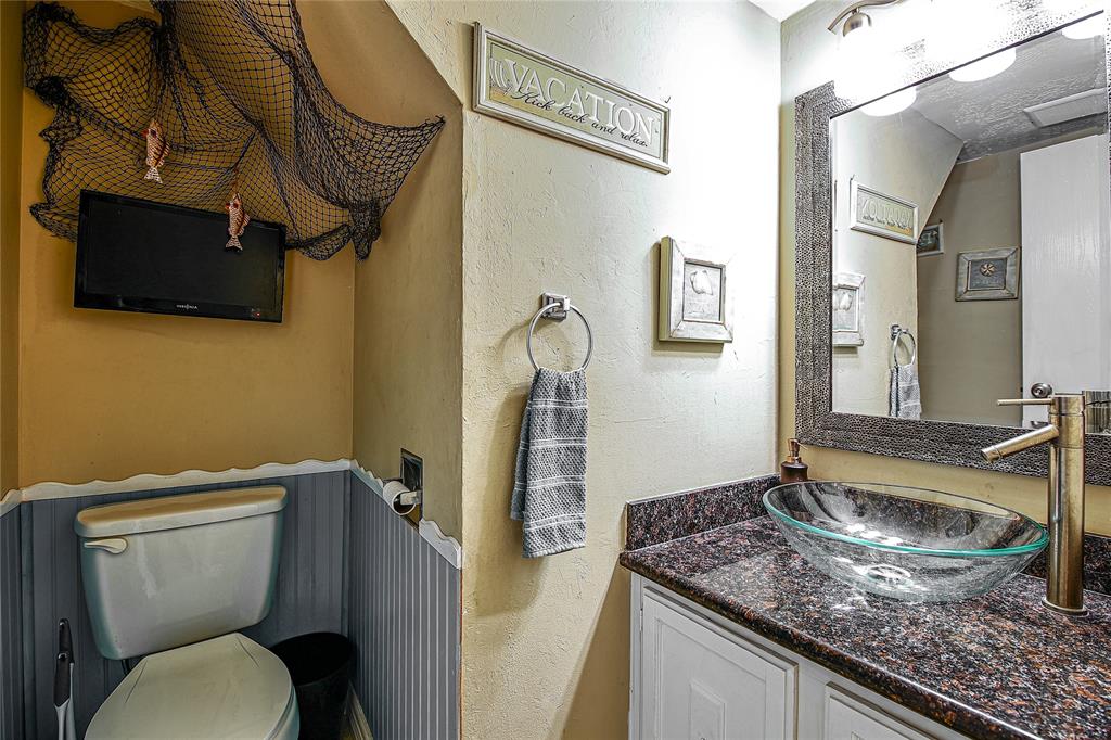 531 2 Gleneagles Drive, Friendswood, Texas 77546, 5 Bedrooms Bedrooms, 10 Rooms Rooms,2 BathroomsBathrooms,Single-family,For Sale,Gleneagles,81213650