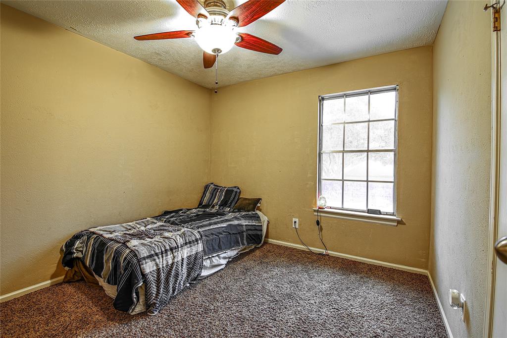 531 2 Gleneagles Drive, Friendswood, Texas 77546, 5 Bedrooms Bedrooms, 10 Rooms Rooms,2 BathroomsBathrooms,Single-family,For Sale,Gleneagles,81213650