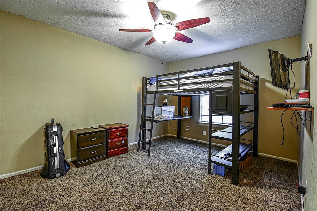 531 2 Gleneagles Drive, Friendswood, Texas 77546, 5 Bedrooms Bedrooms, 10 Rooms Rooms,2 BathroomsBathrooms,Single-family,For Sale,Gleneagles,81213650