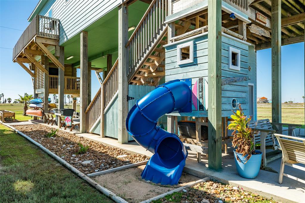13231 2 Jolly Roger Drive, Freeport, Texas 77541, 3 Bedrooms Bedrooms, 3 Rooms Rooms,2 BathroomsBathrooms,Single-family,For Sale,Jolly Roger,89073428