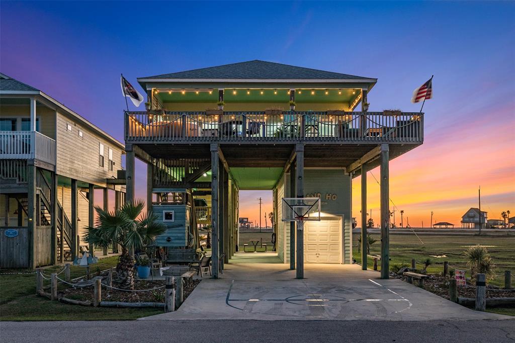 13231 2 Jolly Roger Drive, Freeport, Texas 77541, 3 Bedrooms Bedrooms, 3 Rooms Rooms,2 BathroomsBathrooms,Single-family,For Sale,Jolly Roger,89073428