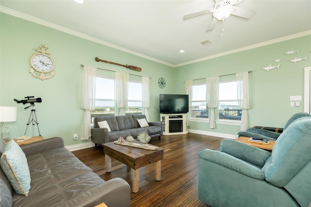13231 2 Jolly Roger Drive, Freeport, Texas 77541, 3 Bedrooms Bedrooms, 3 Rooms Rooms,2 BathroomsBathrooms,Single-family,For Sale,Jolly Roger,89073428