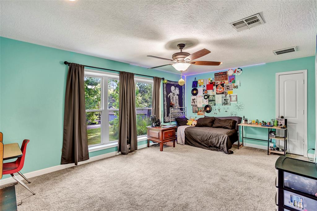 6000 2 Pine Tree Trail, Alvin, Texas 77511, 8 Bedrooms Bedrooms, 20 Rooms Rooms,5 BathroomsBathrooms,Single-family,For Sale,Pine Tree,53550370