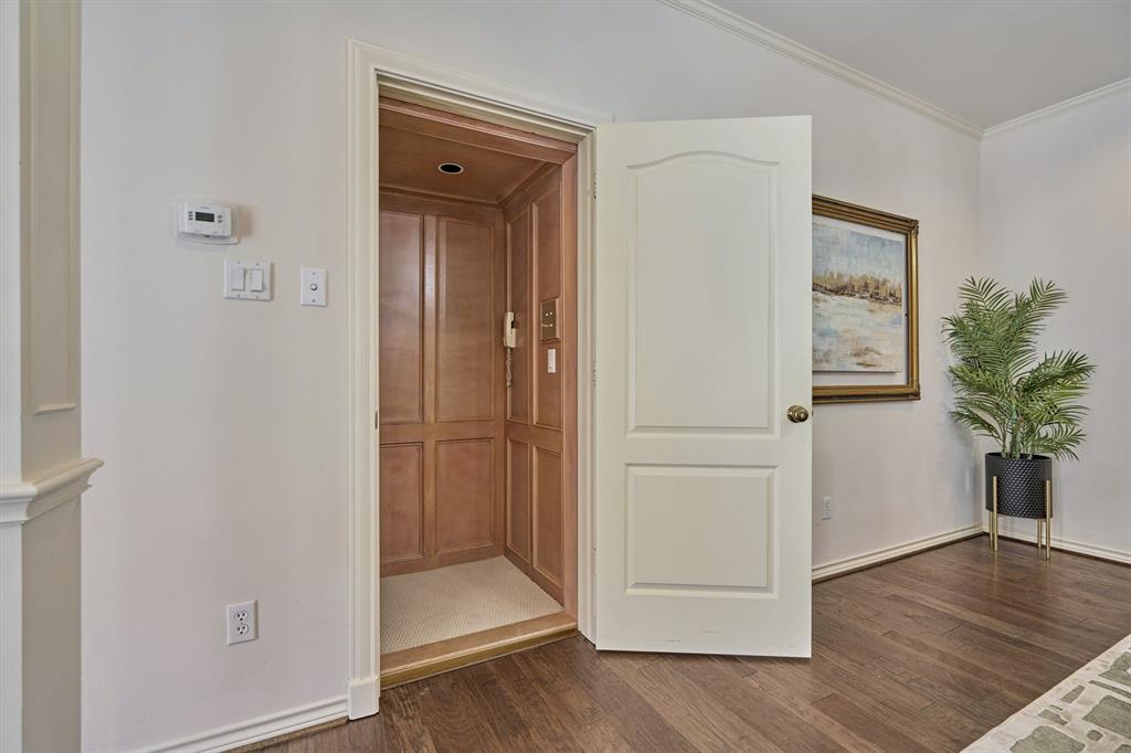 8310 2 Astwood Court, Spring, Texas 77379, 3 Bedrooms Bedrooms, 8 Rooms Rooms,2 BathroomsBathrooms,Single-family,For Sale,Astwood,51703567