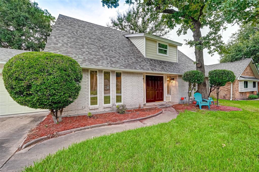 2015 1.5 Chaparral Drive, Houston, Texas 77043, 3 Bedrooms Bedrooms, 8 Rooms Rooms,2 BathroomsBathrooms,Single-family,For Sale,Chaparral,22030481