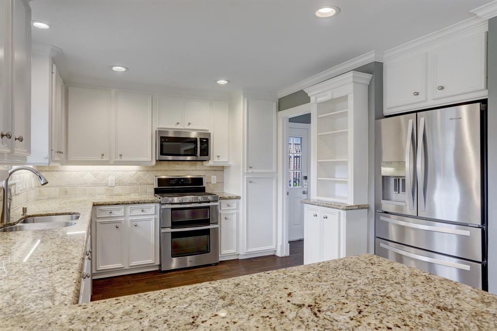 4319 1 Osby Drive, Houston, Texas 77096, 3 Bedrooms Bedrooms, 9 Rooms Rooms,2 BathroomsBathrooms,Single-family,For Sale,Osby,62962122