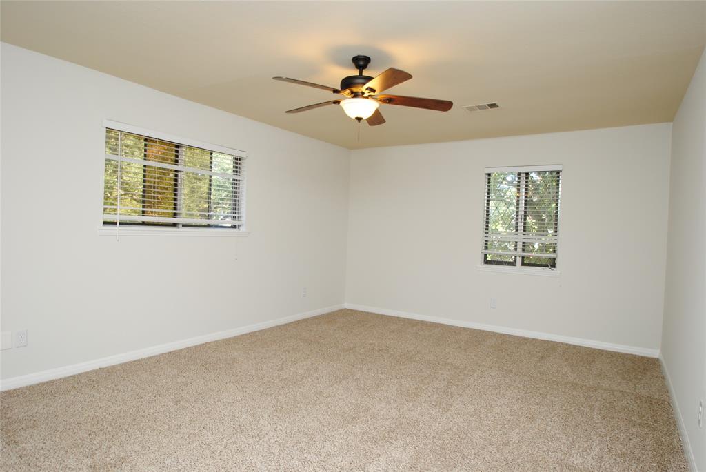 14211 2 Chevy Chase Drive, Houston, Texas 77077, 4 Bedrooms Bedrooms, 9 Rooms Rooms,2 BathroomsBathrooms,Single-family,For Sale,Chevy Chase,72270555