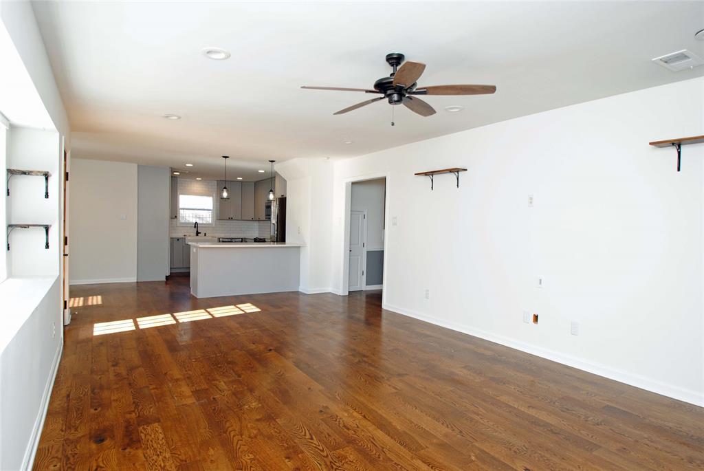 14211 2 Chevy Chase Drive, Houston, Texas 77077, 4 Bedrooms Bedrooms, 9 Rooms Rooms,2 BathroomsBathrooms,Single-family,For Sale,Chevy Chase,72270555
