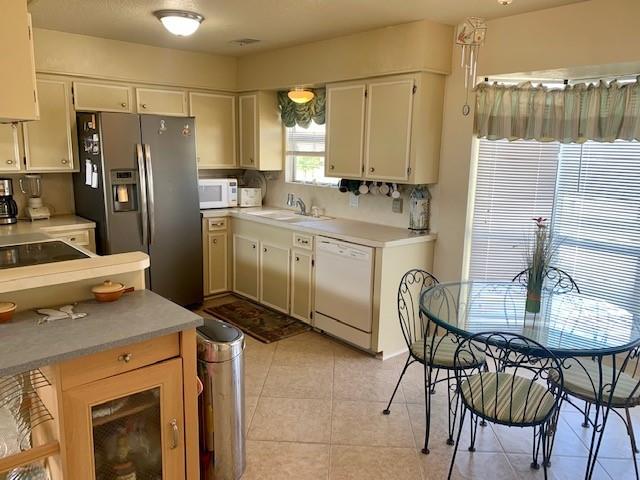 1247 1.5 Hawaii Drive, Tiki Island, Texas 77554, 2 Bedrooms Bedrooms, 8 Rooms Rooms,2 BathroomsBathrooms,Single-family,For Sale,Hawaii,89587119