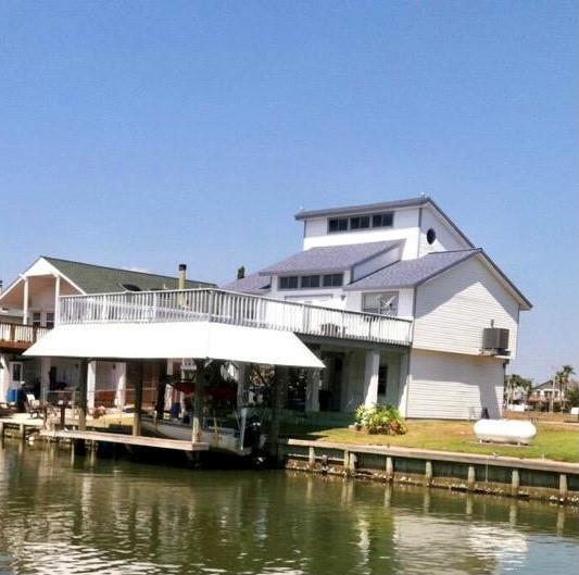 1247 1.5 Hawaii Drive, Tiki Island, Texas 77554, 2 Bedrooms Bedrooms, 8 Rooms Rooms,2 BathroomsBathrooms,Single-family,For Sale,Hawaii,89587119