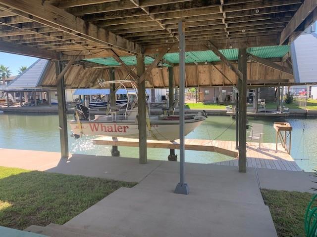 1247 1.5 Hawaii Drive, Tiki Island, Texas 77554, 2 Bedrooms Bedrooms, 8 Rooms Rooms,2 BathroomsBathrooms,Single-family,For Sale,Hawaii,89587119