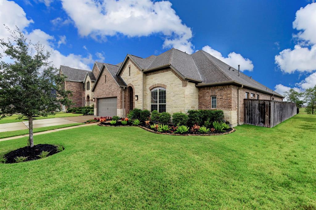 6222 1 Meadow Bluff Court, Richmond, Texas 77407, 4 Bedrooms Bedrooms, 10 Rooms Rooms,3 BathroomsBathrooms,Single-family,For Sale,Meadow Bluff,32445593