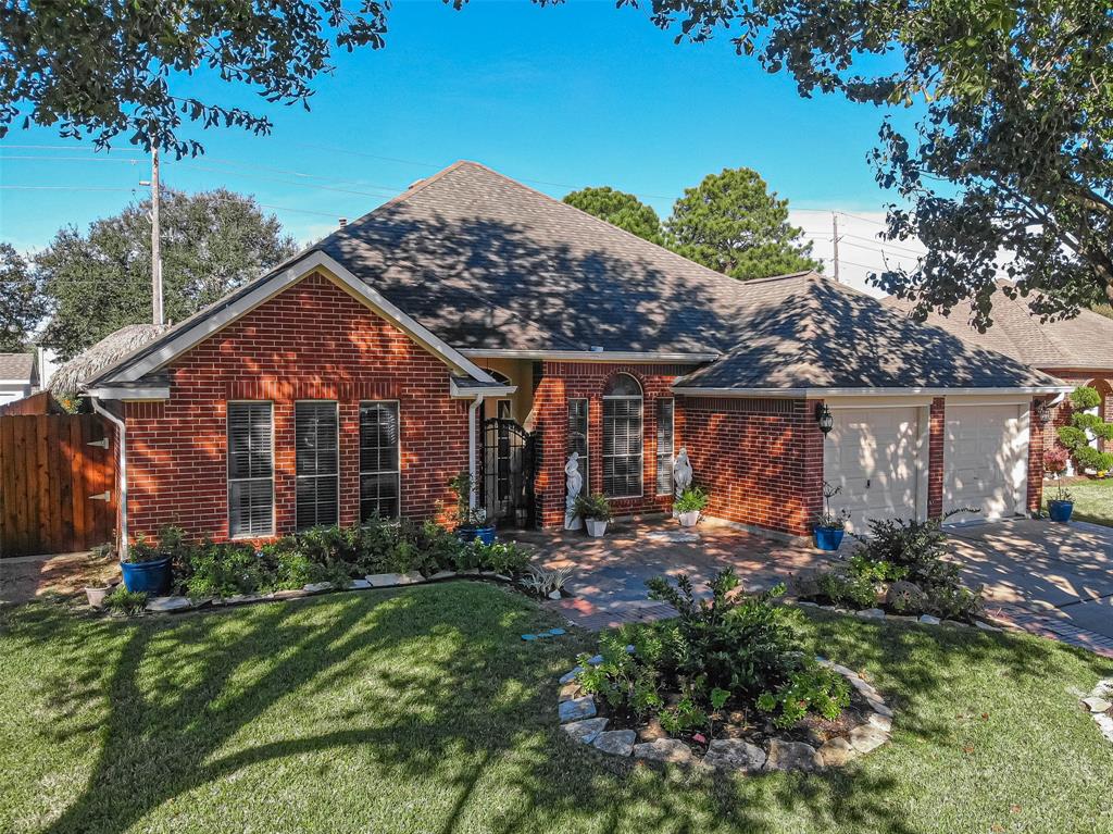 6419 1 Harcourt Bridge Drive, Houston, Texas 77084, 3 Bedrooms Bedrooms, 7 Rooms Rooms,2 BathroomsBathrooms,Single-family,For Sale,Harcourt Bridge,76558851