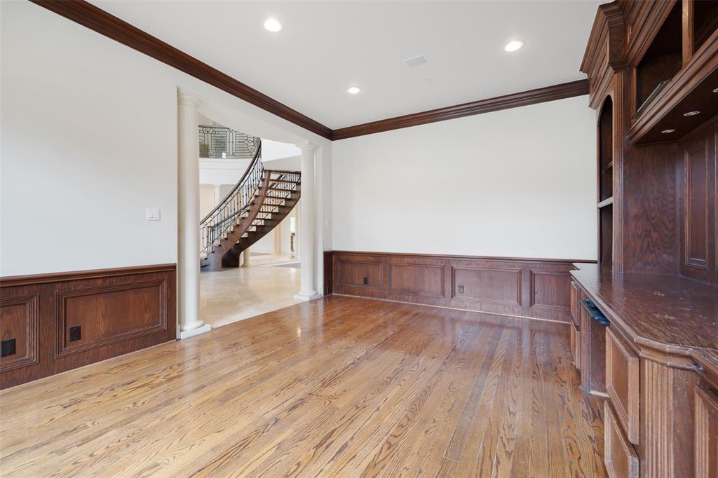 590 2 Dana Lane, Piney Point Village, Texas 77024, 5 Bedrooms Bedrooms, 11 Rooms Rooms,6 BathroomsBathrooms,Single-family,For Sale,Dana,58892003