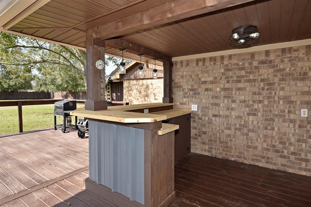 108 1 Country Road, Angleton, Texas 77515, 3 Bedrooms Bedrooms, 3 Rooms Rooms,2 BathroomsBathrooms,Single-family,For Sale,Country,53424504