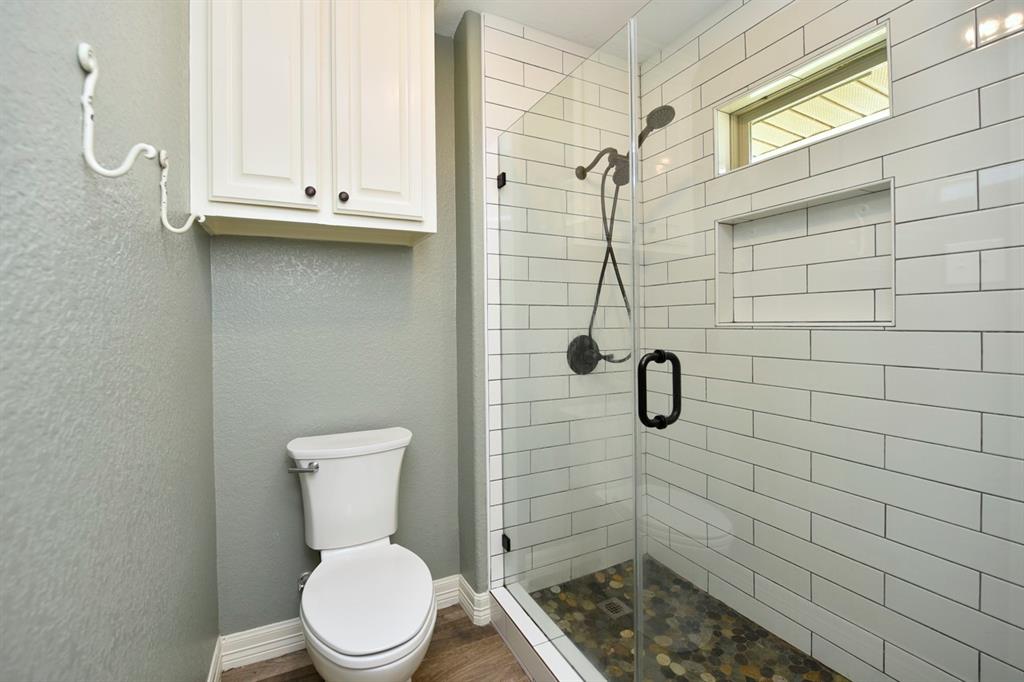 108 1 Country Road, Angleton, Texas 77515, 3 Bedrooms Bedrooms, 3 Rooms Rooms,2 BathroomsBathrooms,Single-family,For Sale,Country,53424504