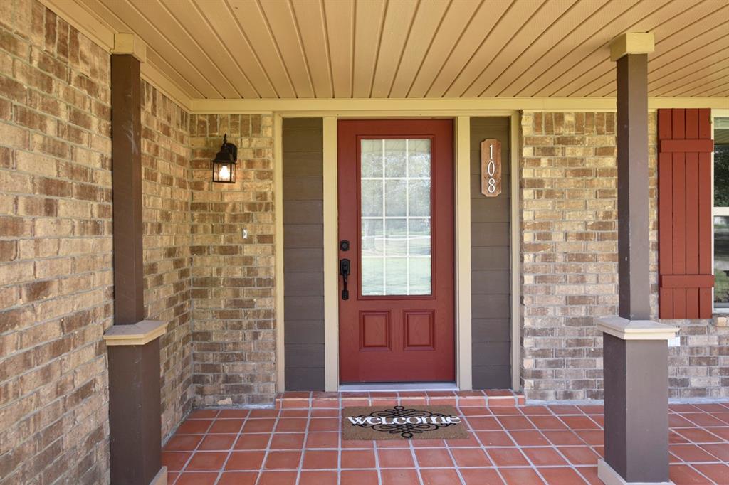 108 1 Country Road, Angleton, Texas 77515, 3 Bedrooms Bedrooms, 3 Rooms Rooms,2 BathroomsBathrooms,Single-family,For Sale,Country,53424504